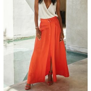 L'AGENCE Fabianna Linen blend maxi Skirt in Cherry Tomato button front skirt S